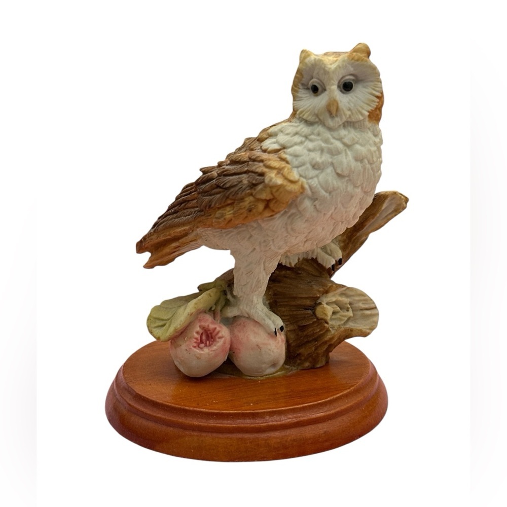 Ceramic Great Horned Owl‎ Figurine on Wooden Base